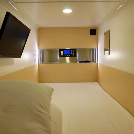Capsule Hotel Valie Ebisucho Osaka Exteriör bild