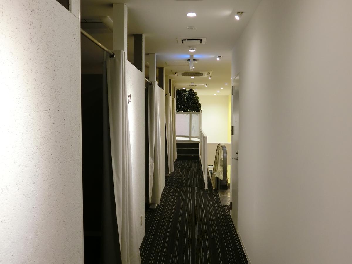 Capsule Hotel Valie Ebisucho Osaka Exteriör bild