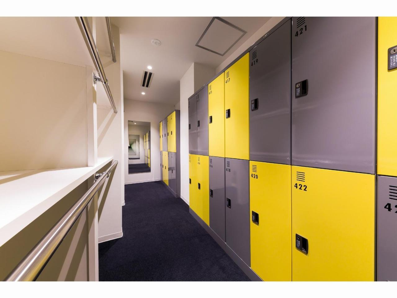 Capsule Hotel Valie Ebisucho Osaka Exteriör bild
